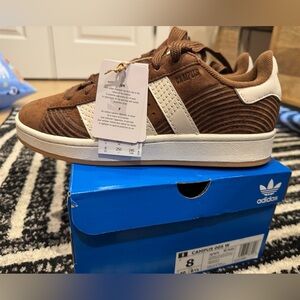adidas Campus Low-Top Sneakers in Brown & White